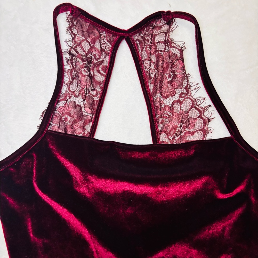 Lulus Velvet Backless Burgundy Dress NWT Size Small - Picture 6 of 10
